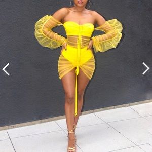 NWOT Off The Shoulder Dress